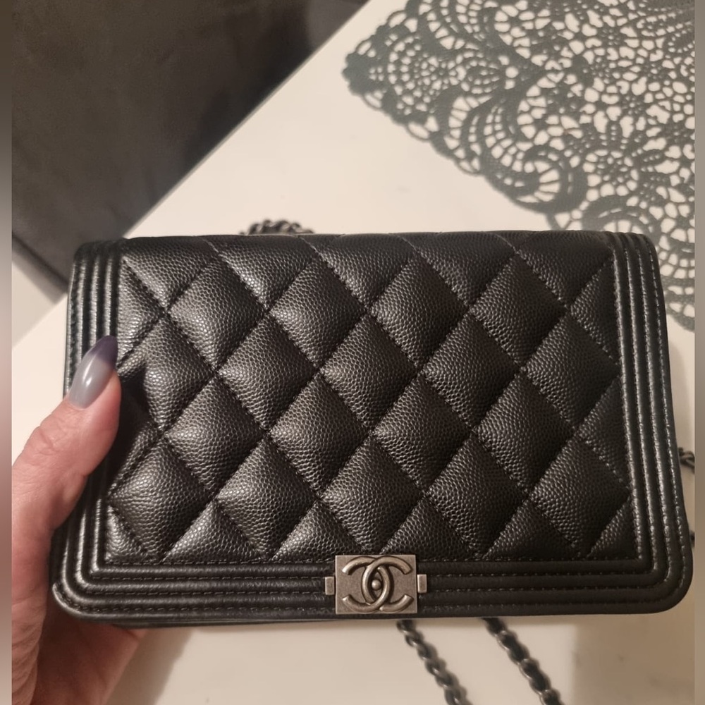 Chanel Le Boy Woc-wallet on chain Caviat leather